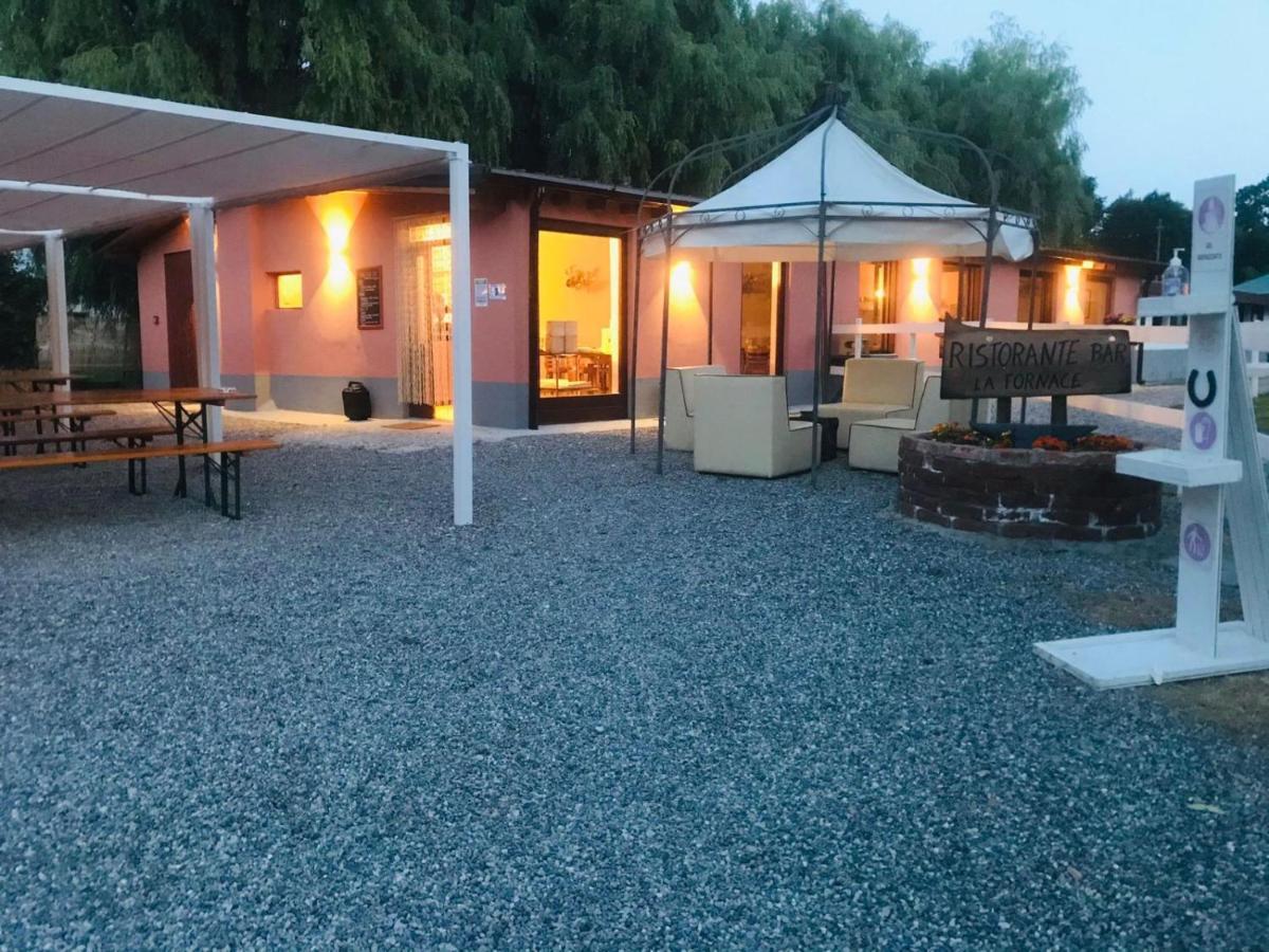 Agriturismo La Fornace Centro Ippico Como Dış mekan fotoğraf