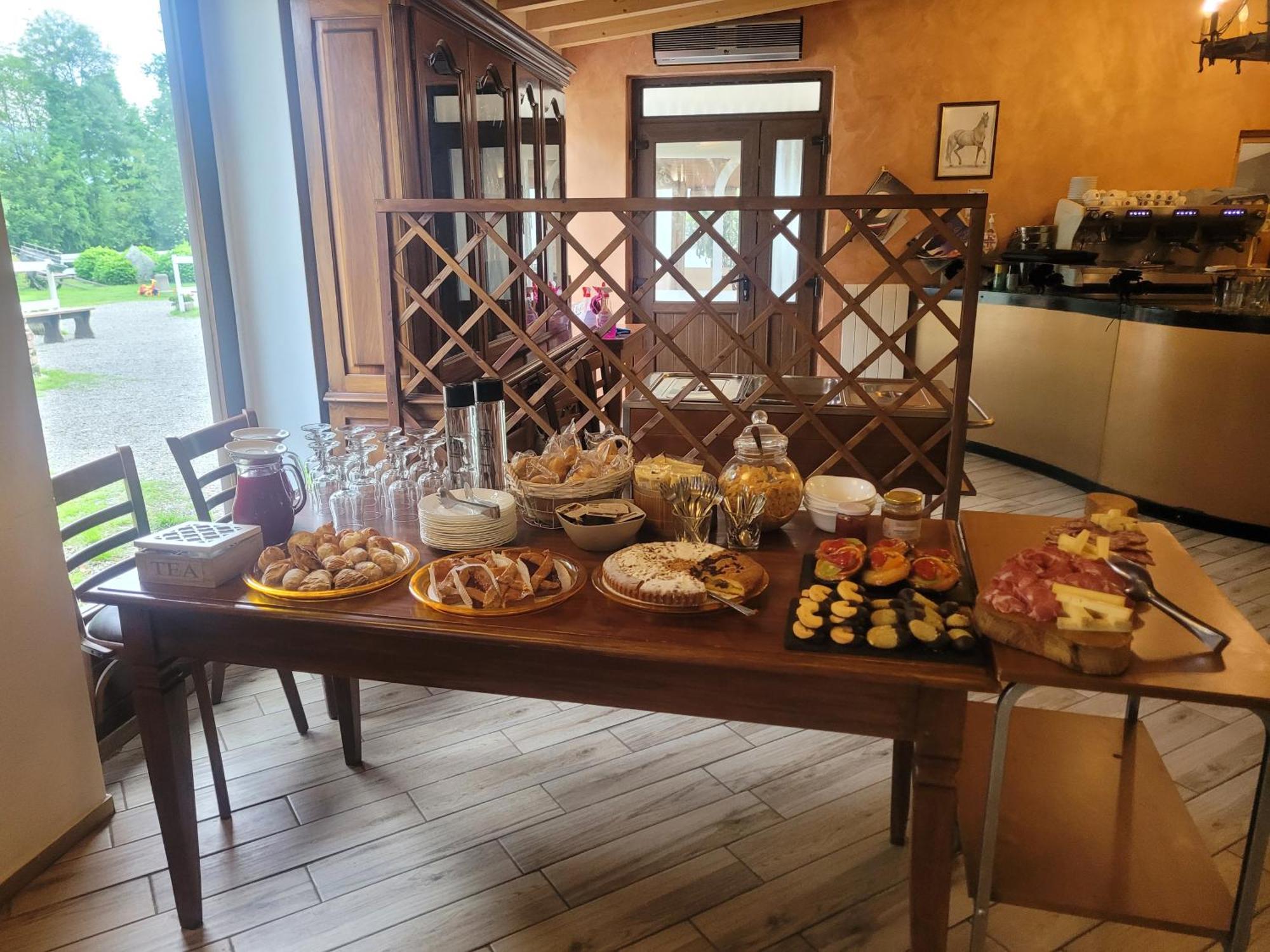 Agriturismo La Fornace Centro Ippico Como Dış mekan fotoğraf