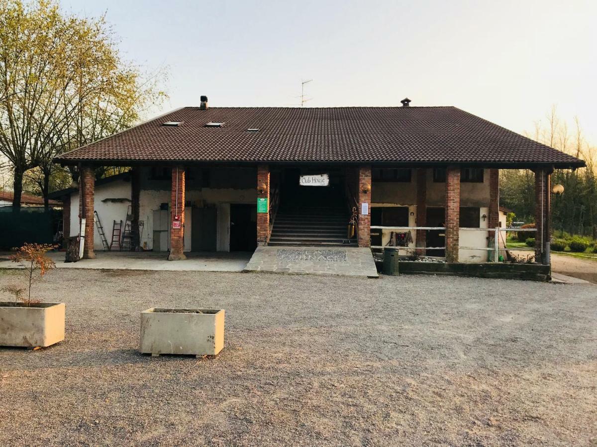 Agriturismo La Fornace Centro Ippico Como Dış mekan fotoğraf